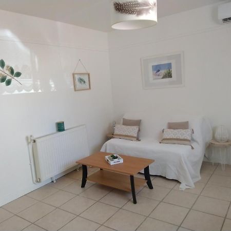 Studio Neuf Climatise Proche D'Agde Bessan Exteriör bild